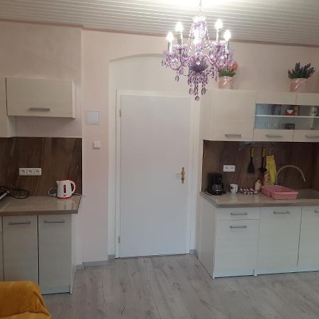 Fantasy Lägenhet Karlsbad Exteriör bild